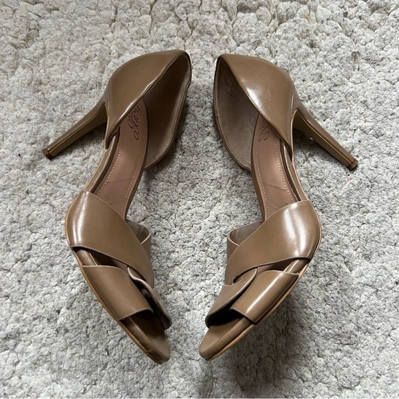 Franco Sarto: Tan Faux Leather Criss Cross Peep Toe Dressy High Heels Size 9M - Picture 3 of 10